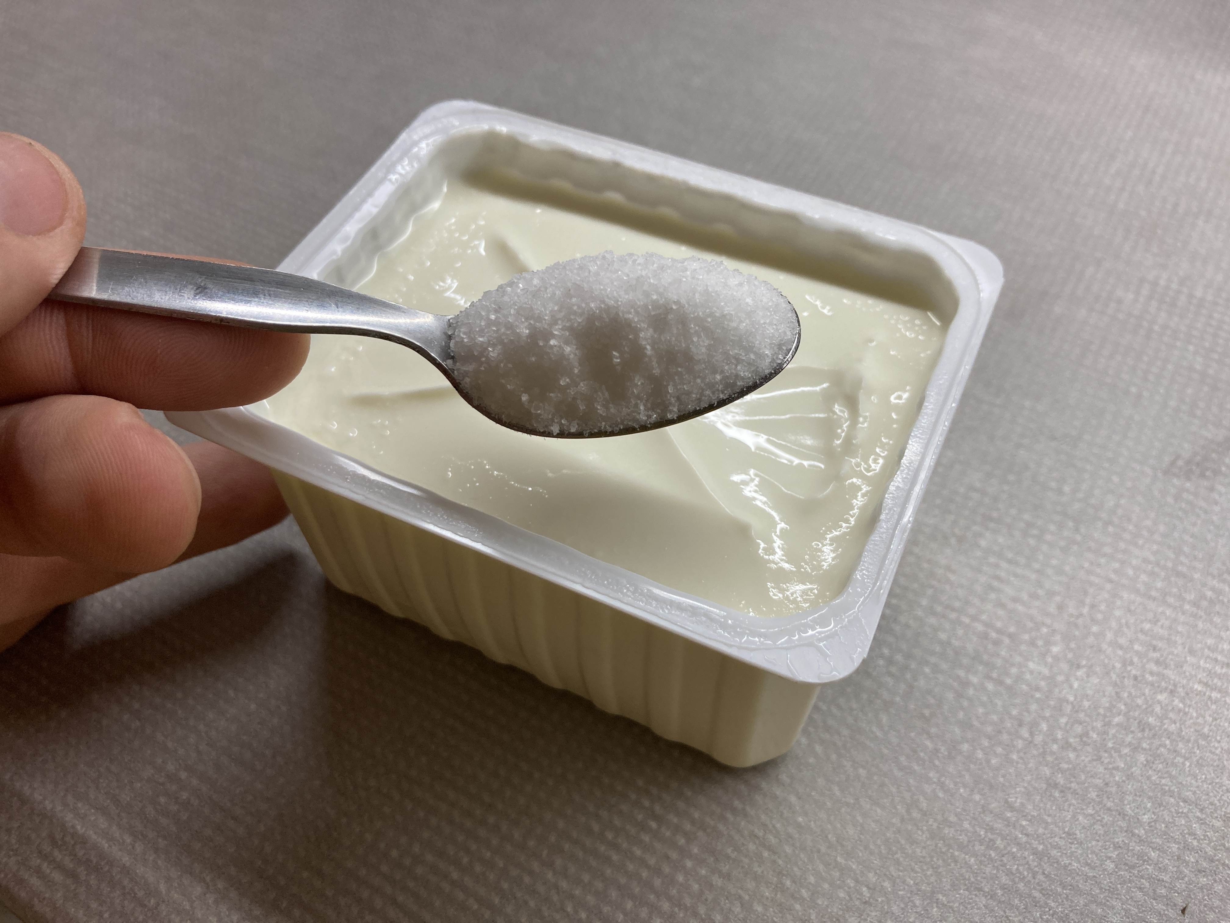 Plnotučný tvaroh ve vaničce